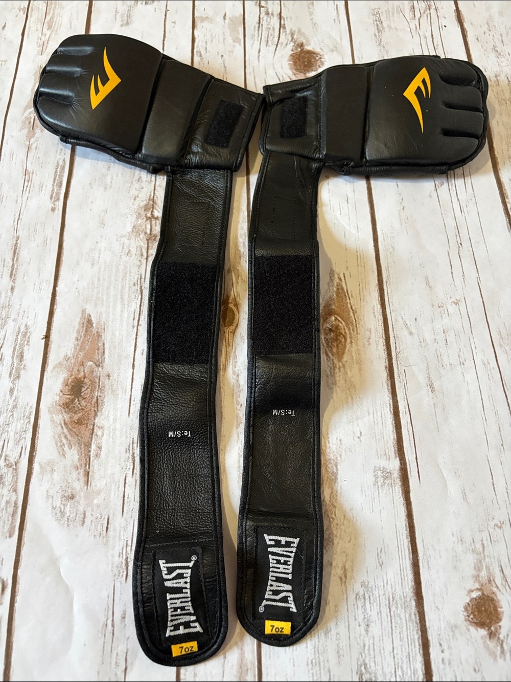 Everlast MMA Black and Yellow Open-Finger Training Gloves Size S/M - Picture 6 of 6
